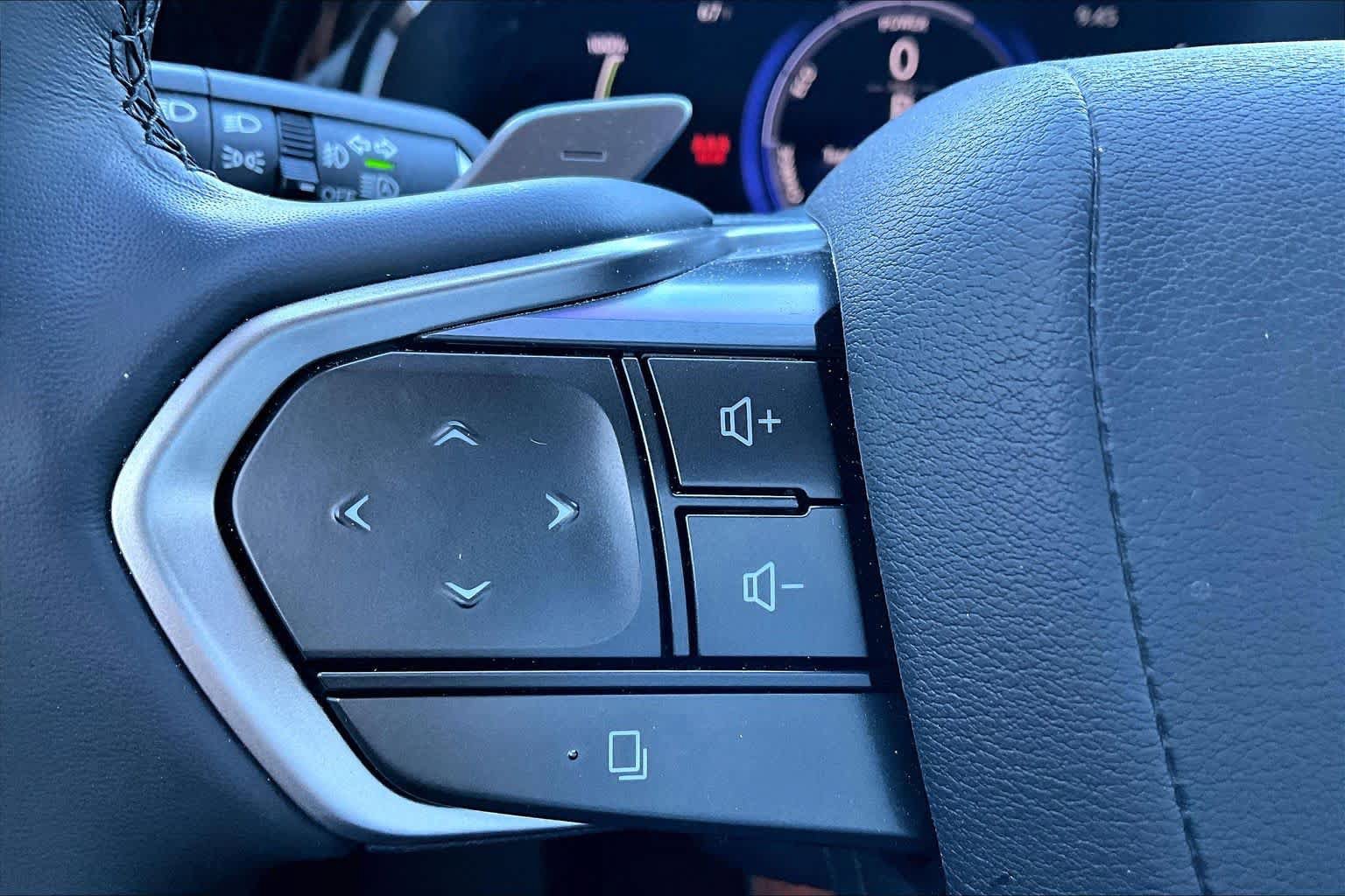 Used 2026 Lexus NX 450h+ AWD w/ Accessory Package (Z2) image 24