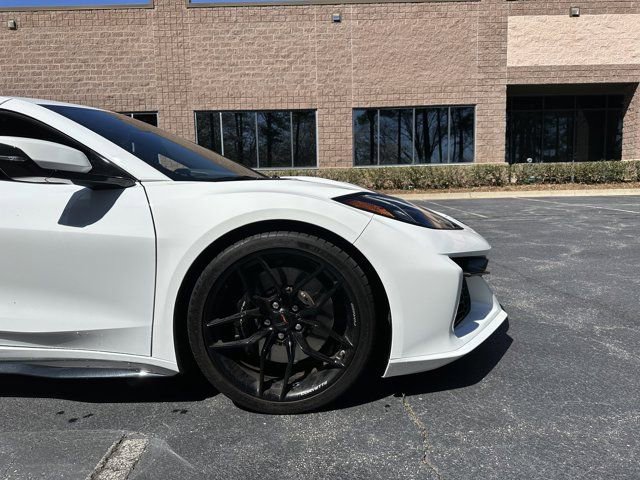 Used 2025 Chevrolet Corvette Z06 w/ Battery Protection Package image 16