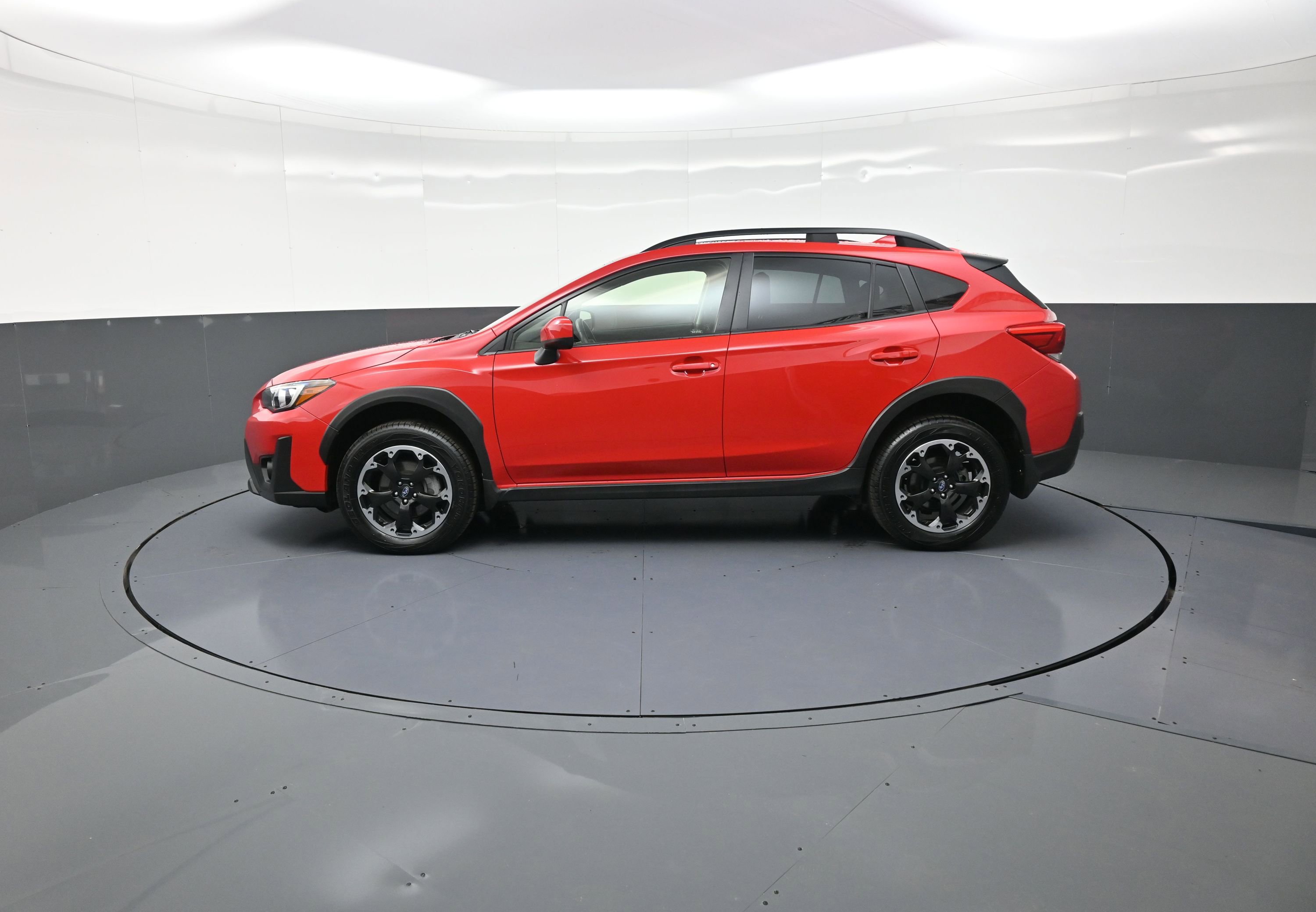 Used 2023 Subaru Crosstrek 2.0i Premium image 6