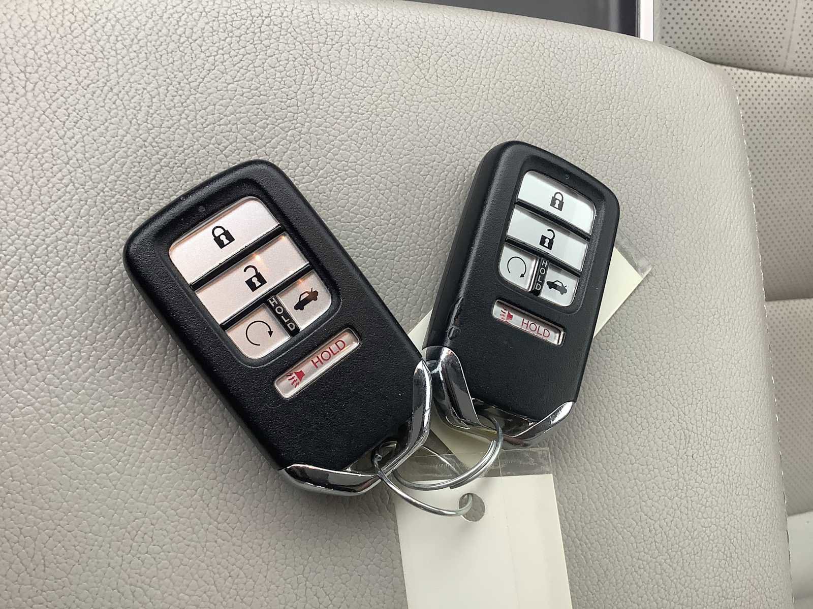 Certified 2018 Honda Accord Touring image 19