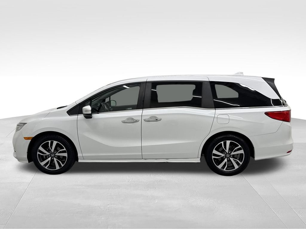 Used 2021 Honda Odyssey Touring image 3