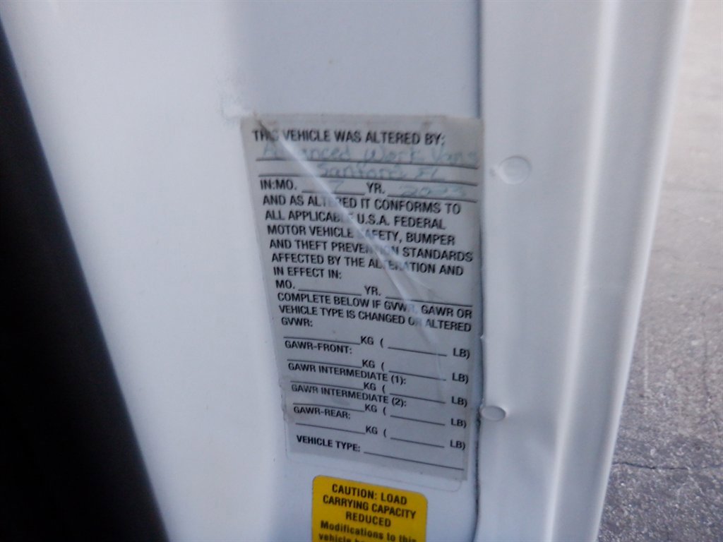 Used 2023 Chevrolet Express 2500 Hvac BIN Package w/ Driver Convenience Package image 14