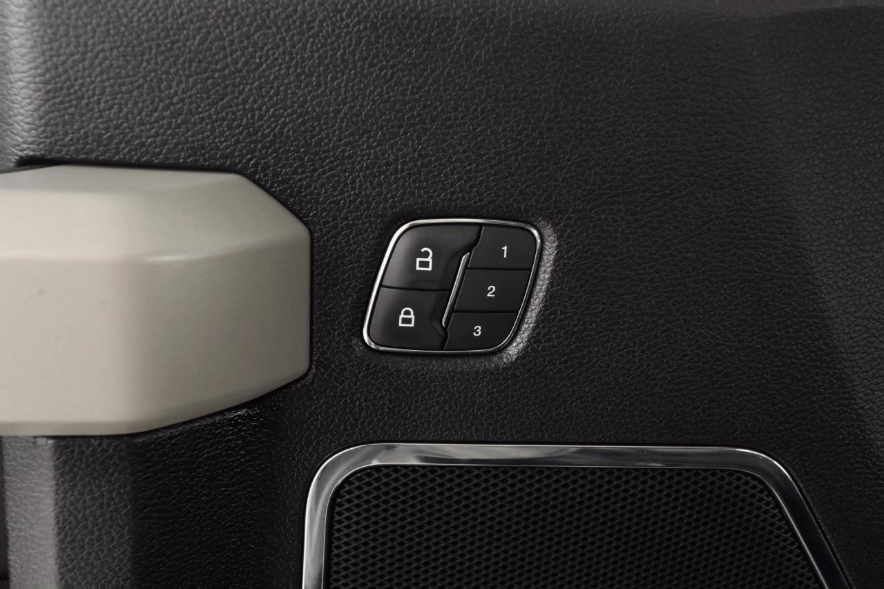 Used 2019 Ford F250 Lariat image 29