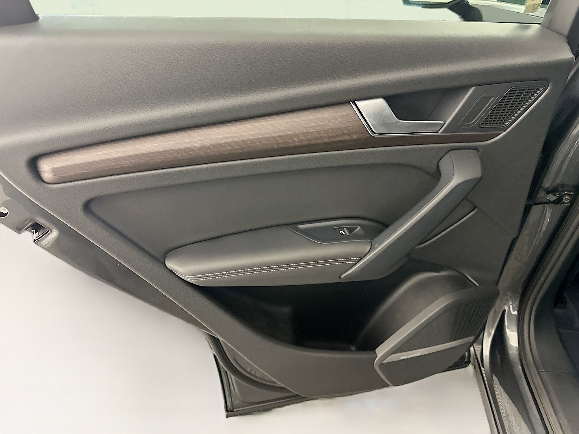 Used 2023 Audi Q5 2.0T Premium Plus w/ Premium Plus Package image 28