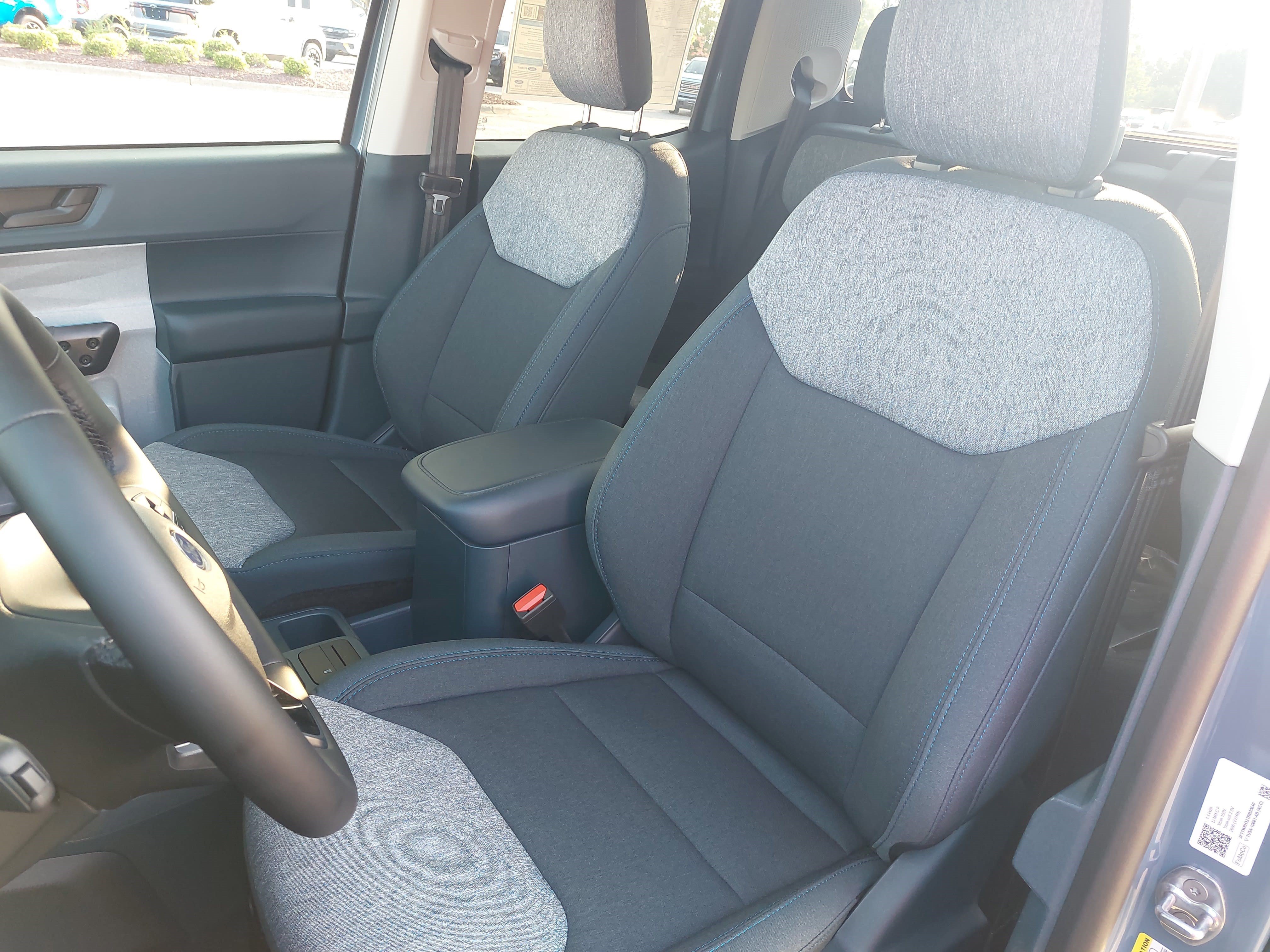 New 2026 Ford Maverick XLT w/ XLT Luxury Package FWD image 16