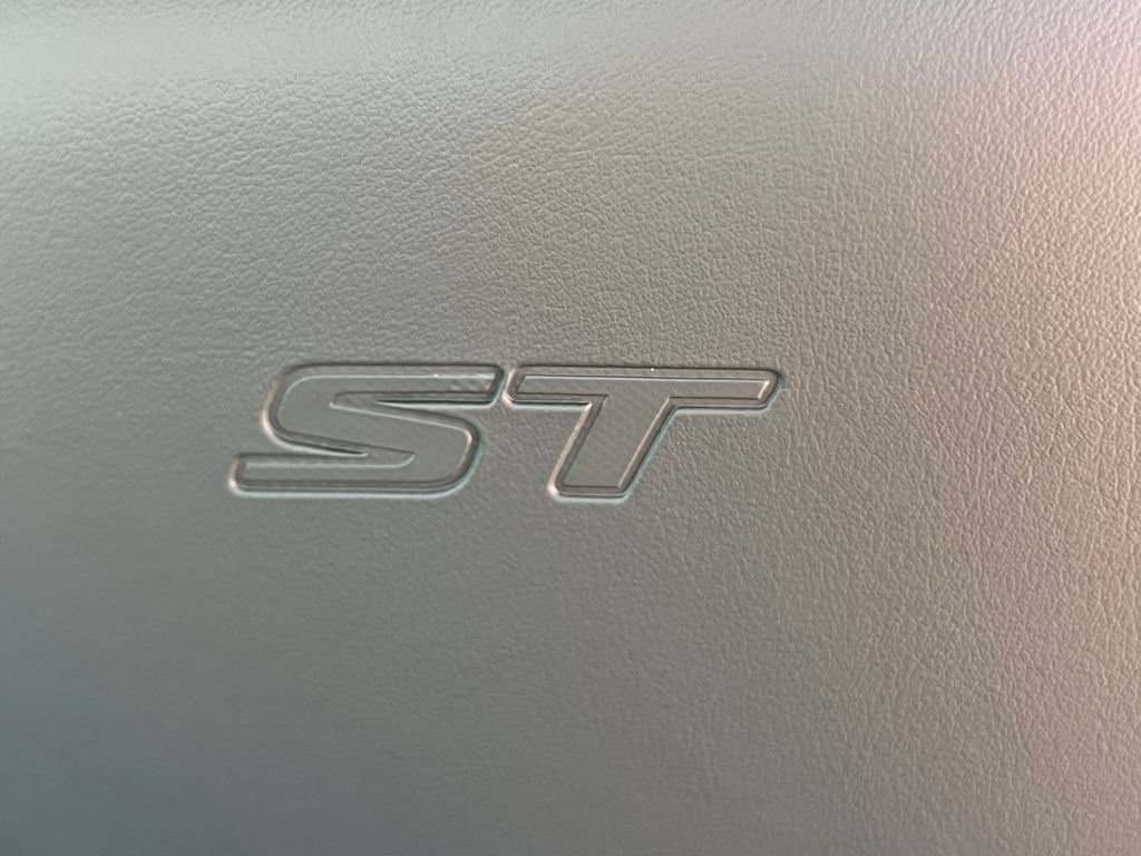 New 2026 Buick Envision Sport Touring AWD/4WD image 12