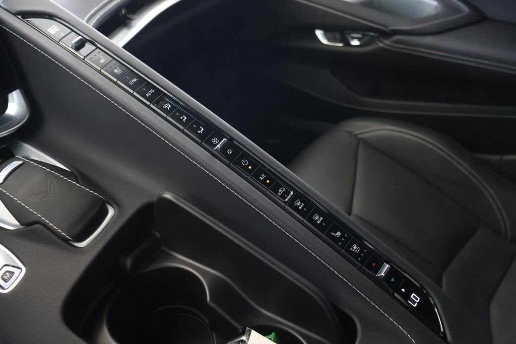 Used 2024 Chevrolet Corvette Stingray Preferred Cpe w/ 2LT image 40