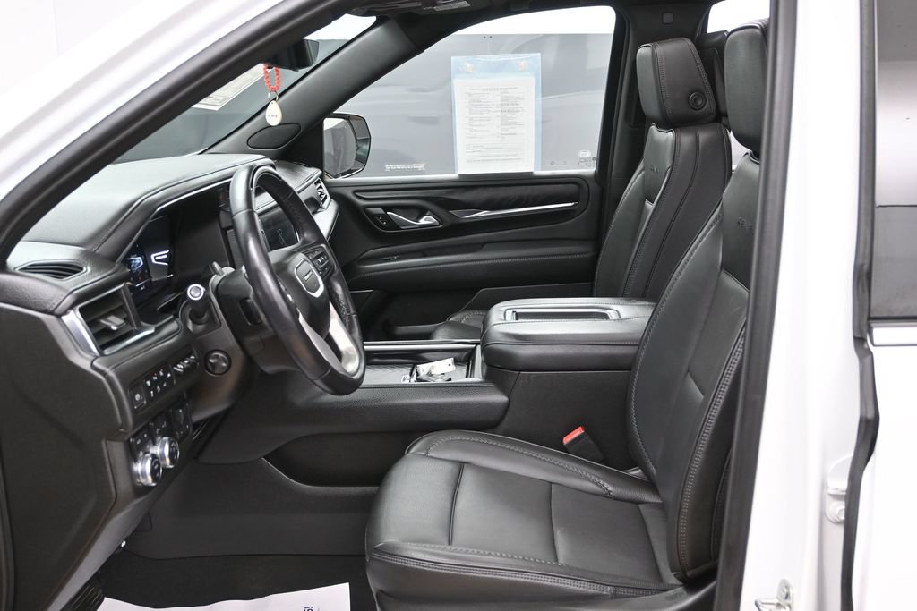 Used 2023 GMC Yukon Denali w/ Denali Reserve Package AWD/4WD image 8