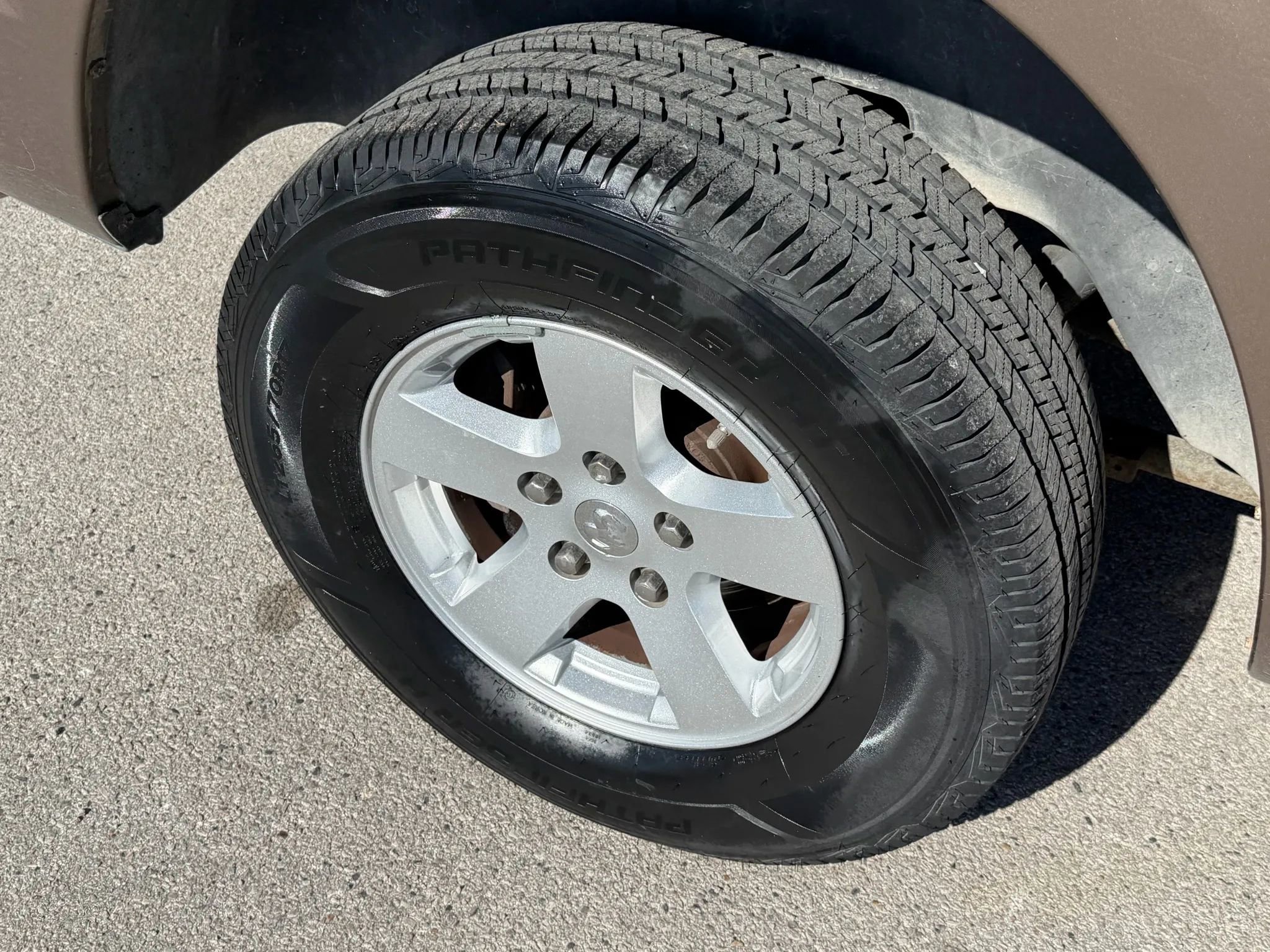 Used 2009 Dodge Ram 1500 Truck SLT image 21