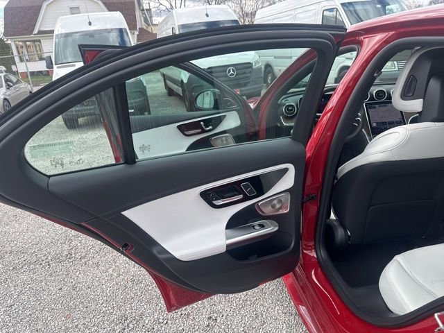 New 2024 Mercedes-Benz C 300 4MATIC Sedan image 14