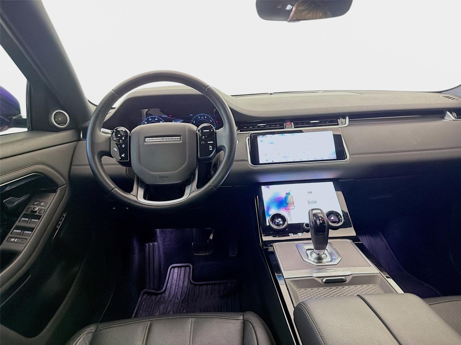Used 2020 Land Rover Range Rover Evoque SE AWD/4WD image 25
