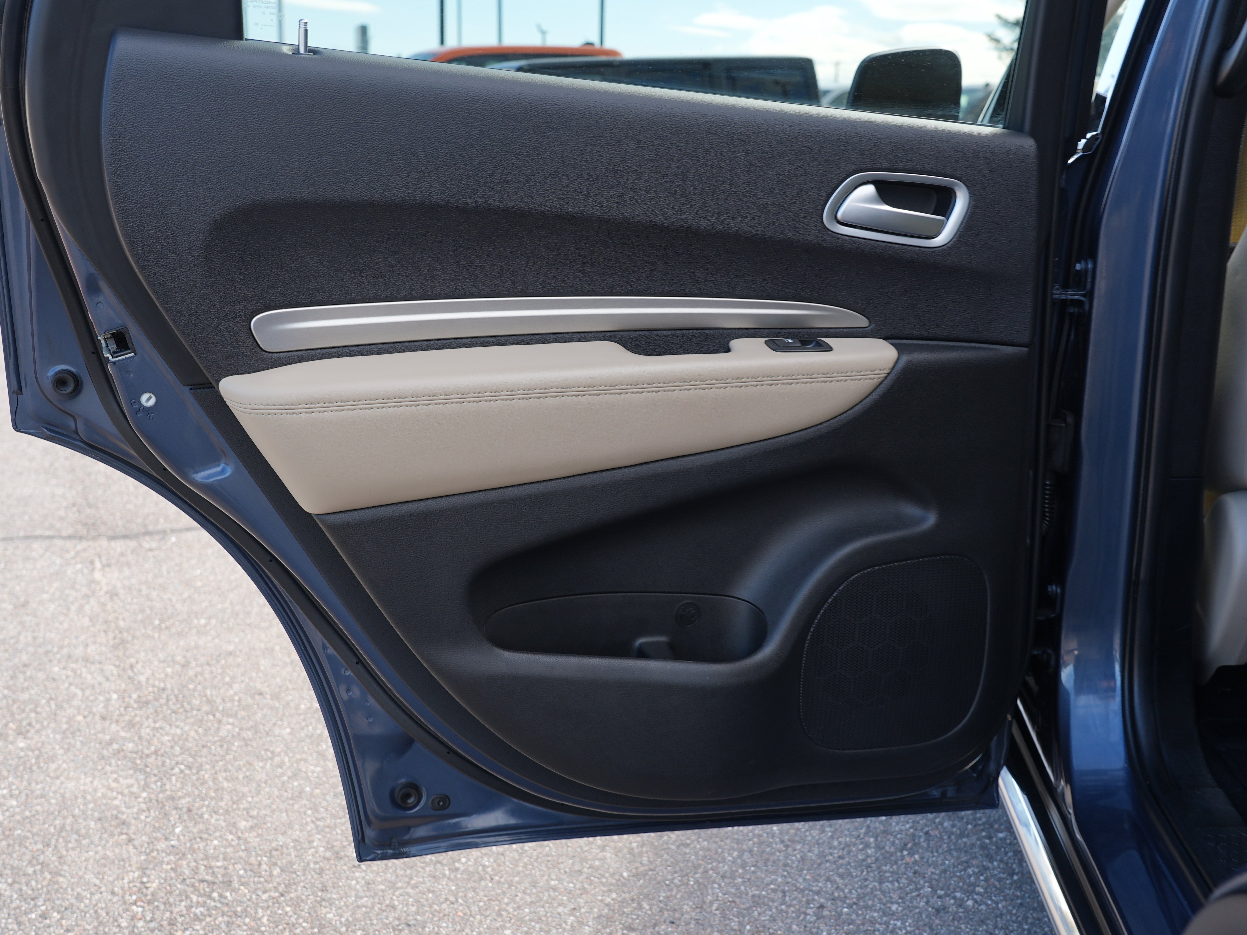 Used 2020 Dodge Durango SXT AWD/4WD image 19