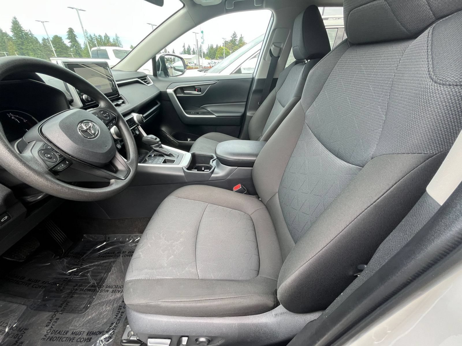 Used 2025 Toyota RAV4 XLE w/ Convenience Package AWD/4WD image 23