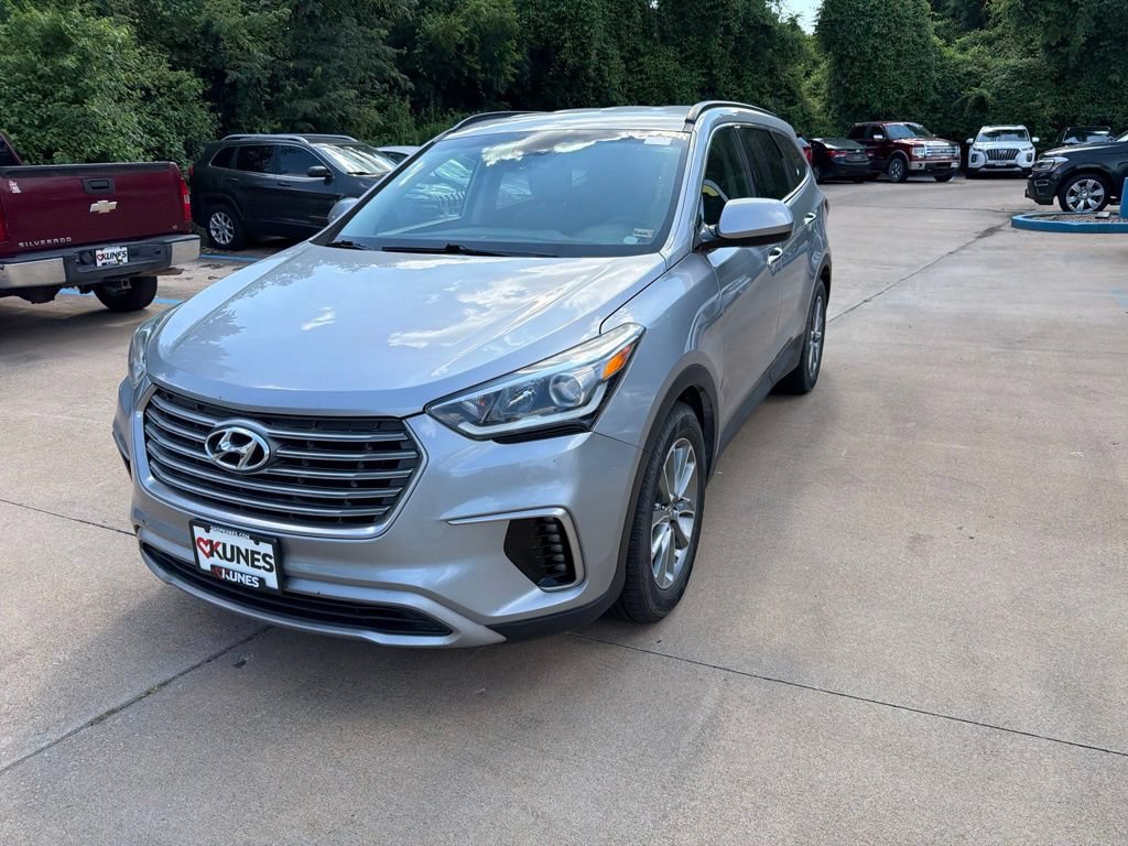 Used 2017 Hyundai Santa Fe SE w/ Cargo Package AWD/4WD image 3