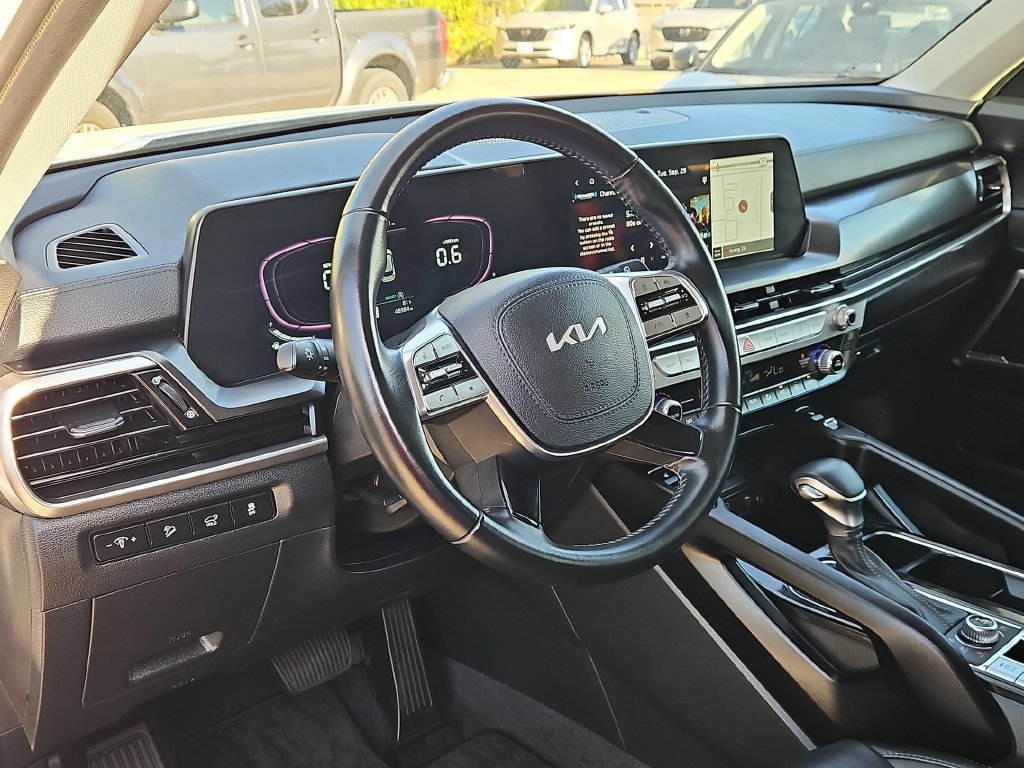 Used 2025 Kia Telluride S AWD/4WD image 15