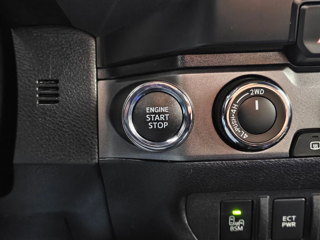 Used 2021 Toyota Tacoma TRD Off-Road image 26