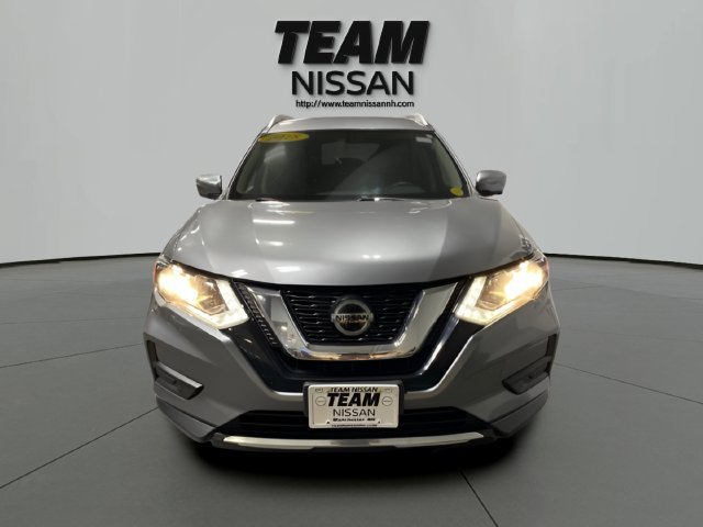 Certified 2018 Nissan Rogue SV w/ Premium Package AWD/4WD image 2