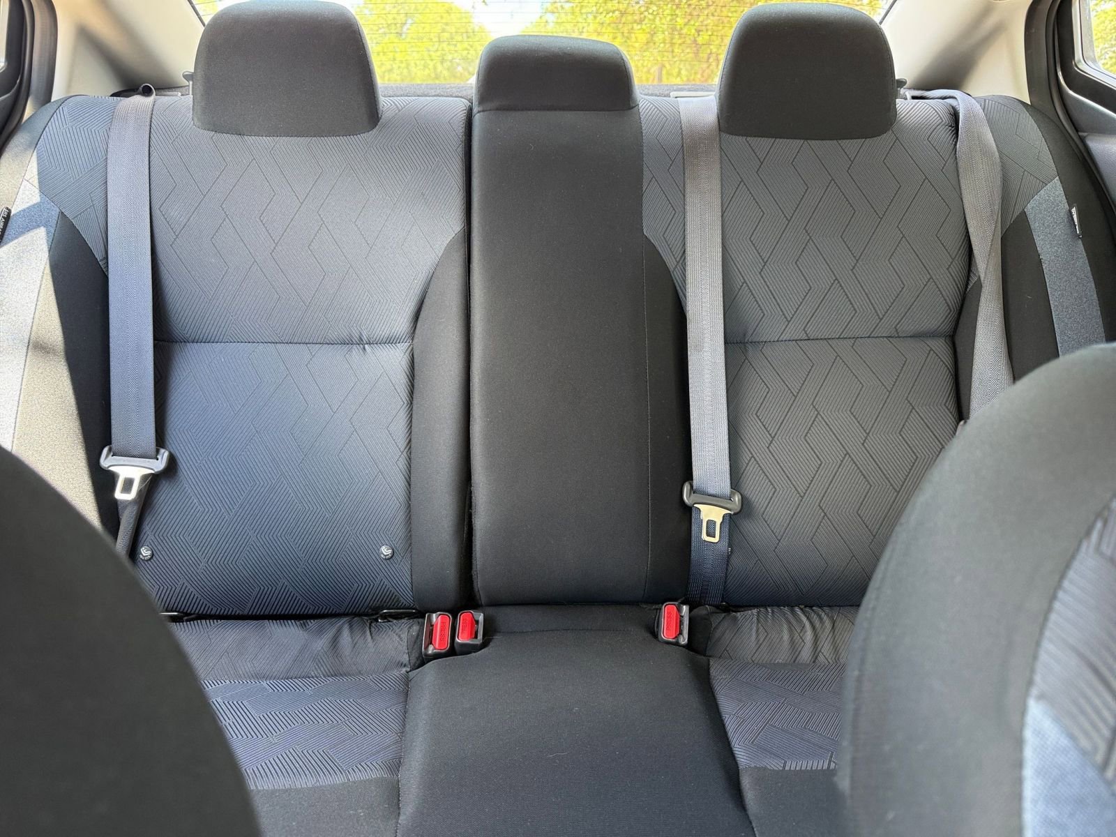 Used 2025 Nissan Versa SV w/ Trunk Package image 38