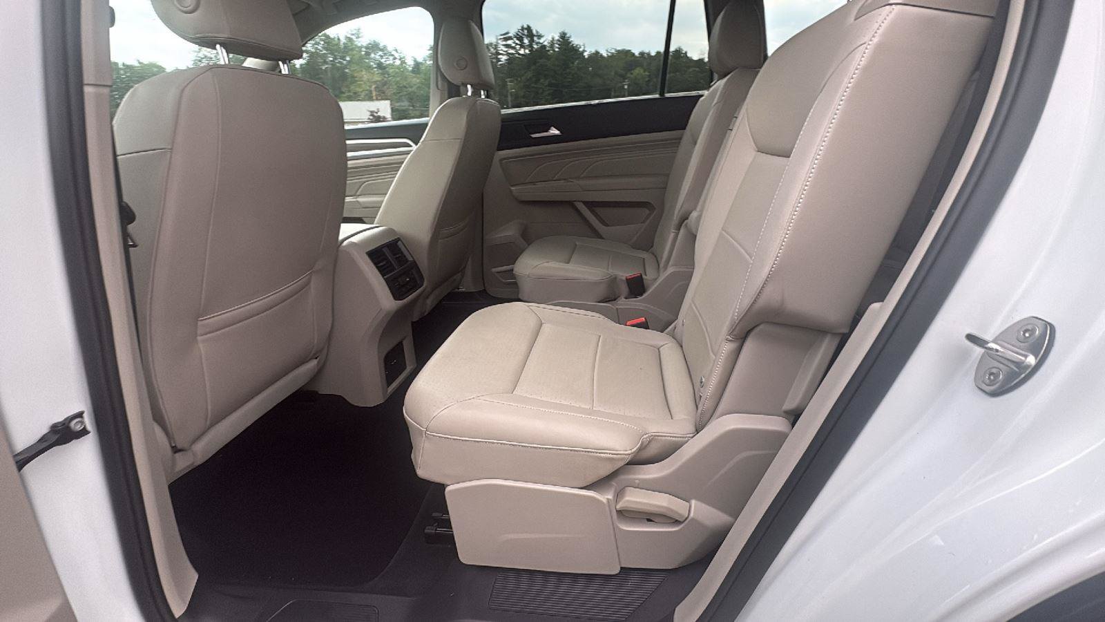 Used 2021 Volkswagen Atlas SEL AWD/4WD image 19