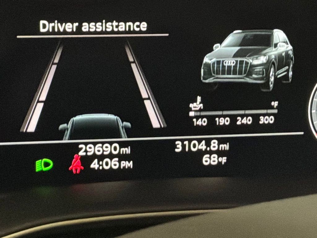 Used 2023 Audi Q7 2.0T Premium w/ Convenience Package image 14