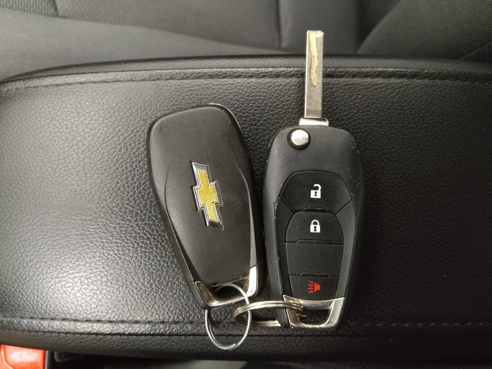 Used 2018 Chevrolet Cruze LT image 32