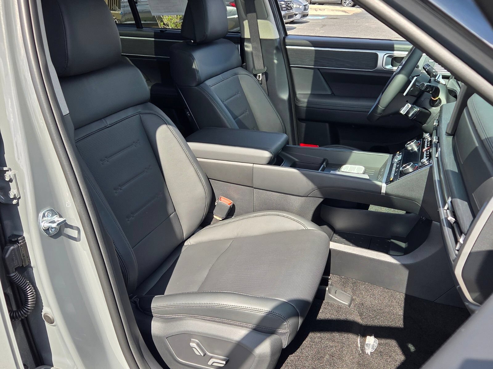 New 2026 Hyundai Santa Fe Limited FWD image 14