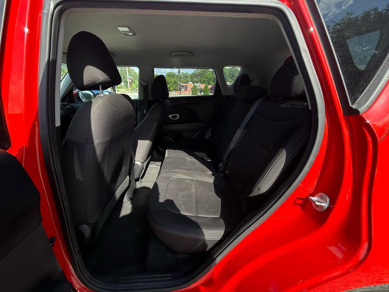 Used 2019 Kia Soul FWD image 29