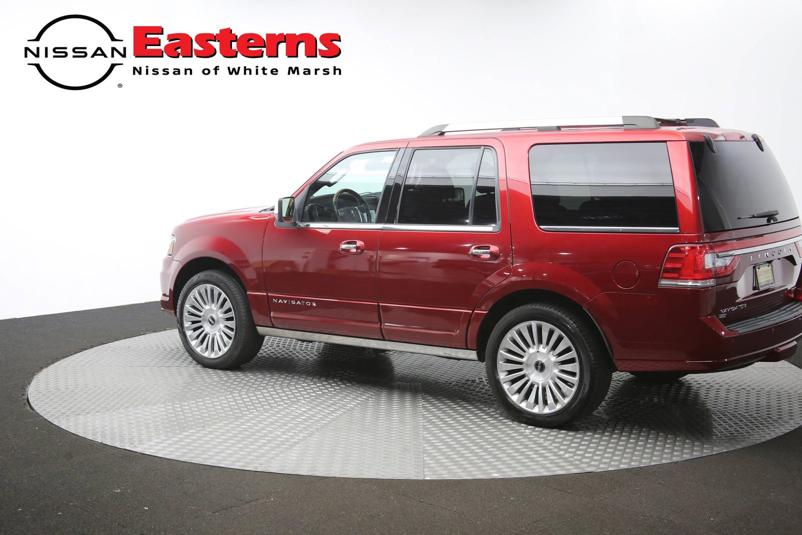 Used 2016 Lincoln Navigator Reserve AWD/4WD image 66
