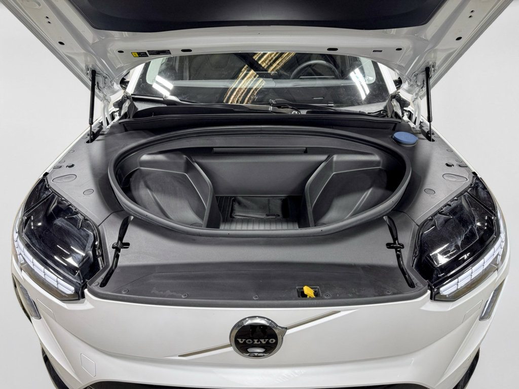 Used 2025 Volvo EX90 Plus image 25
