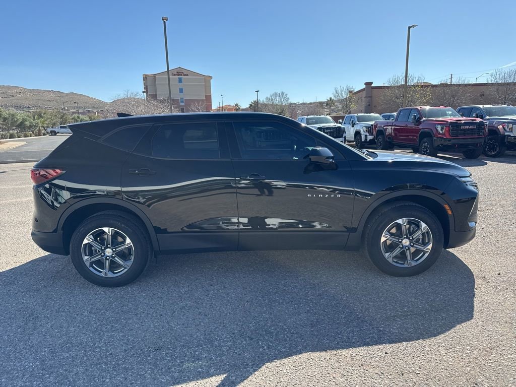 Used 2023 Chevrolet Blazer LT w/ LPO, Floor Liner Package image 4
