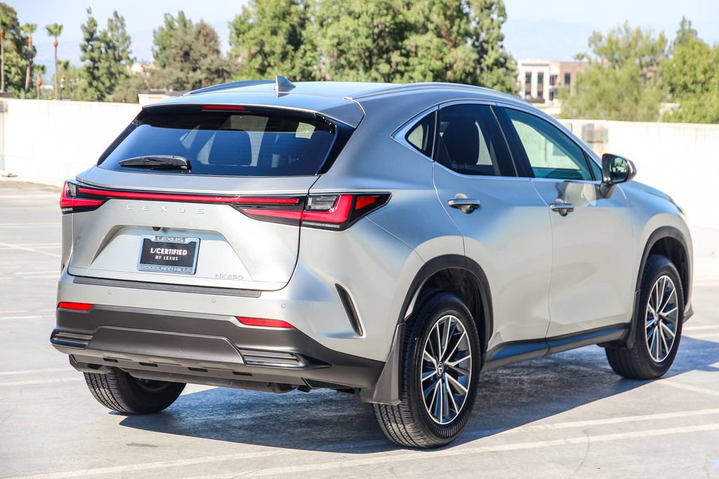 Certified 2025 Lexus NX 250 FWD image 5