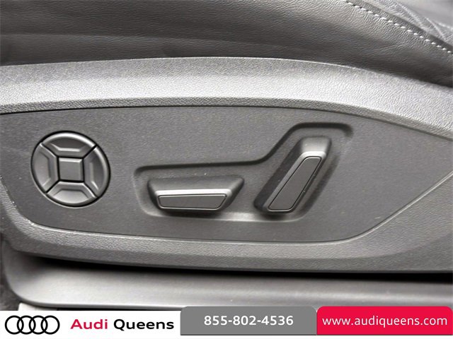 Used 2025 Audi Q6 e-tron Premium Plus image 21