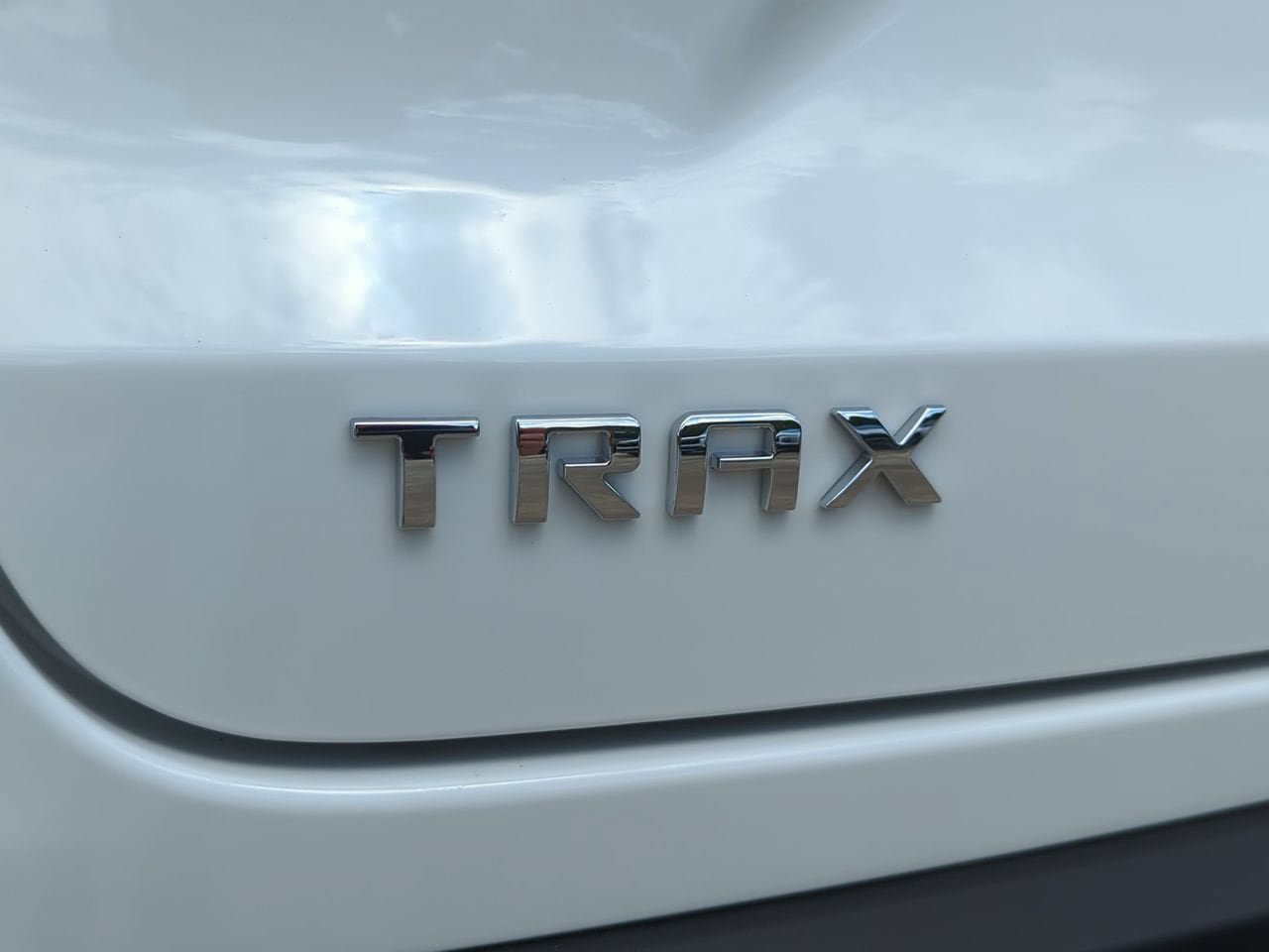 New 2026 Chevrolet Trax LT w/ LT Convenience Package FWD image 5