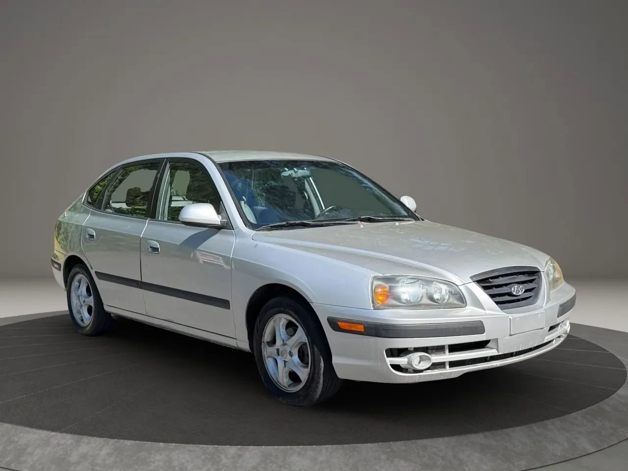 Used 2004 Hyundai Elantra GT FWD image 3