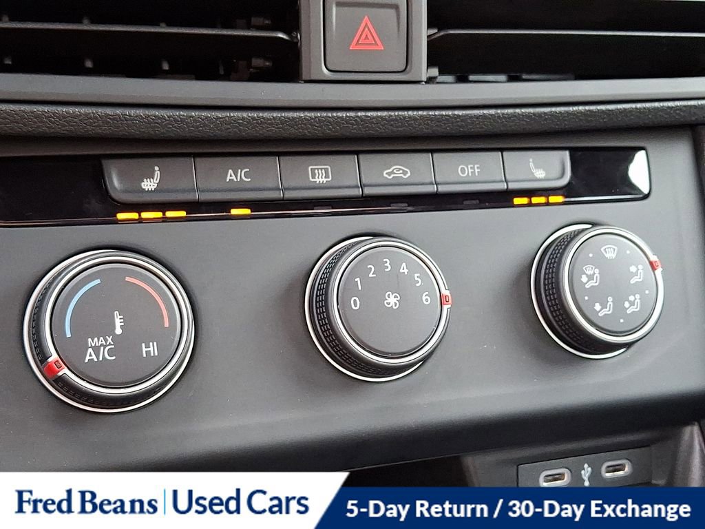 Certified 2024 Volkswagen Jetta Sport image 21