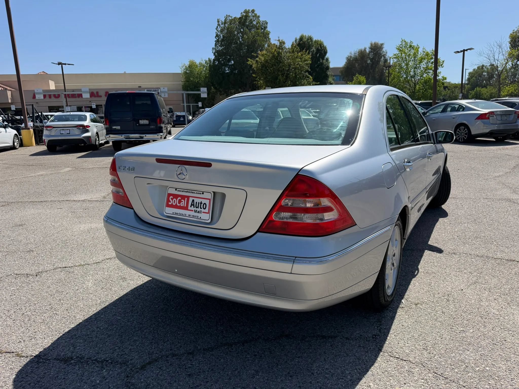 Used 2003 Mercedes-Benz C 240 Sedan image 3