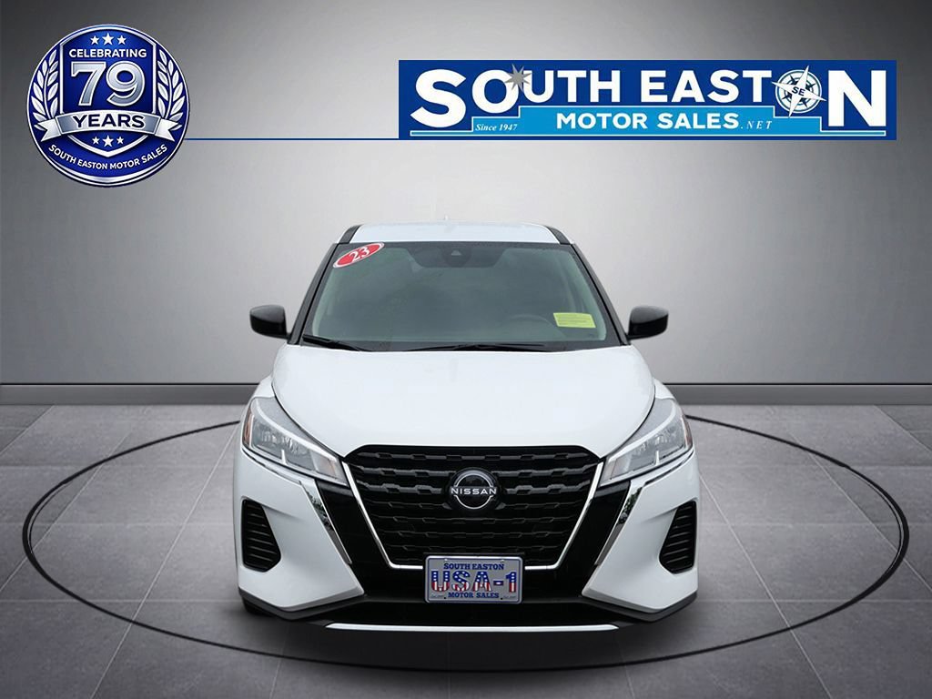 Used 2023 Nissan Kicks S FWD image 3