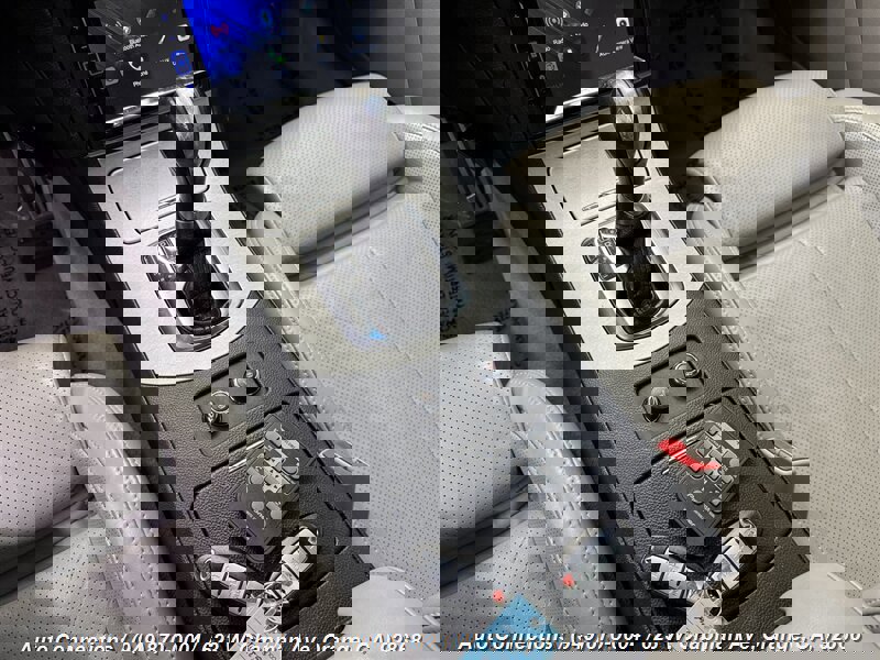 Used 2009 INFINITI G37 Journey w/ Premium Pkg image 13