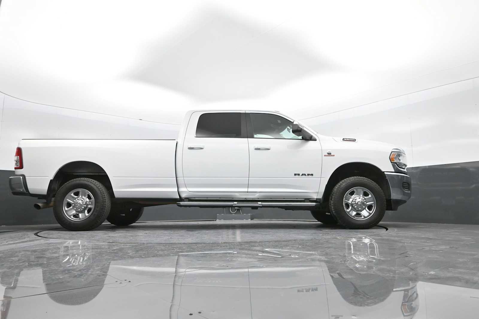 Used 2022 RAM 3500 Big Horn image 77