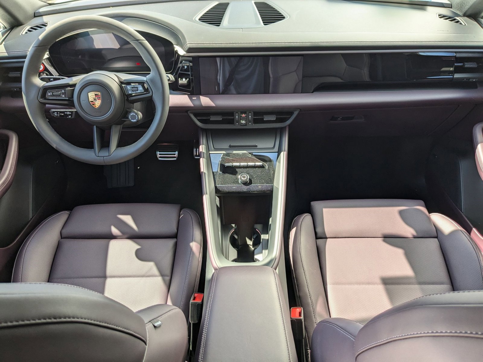 New 2025 Porsche Macan 4S Electric image 20