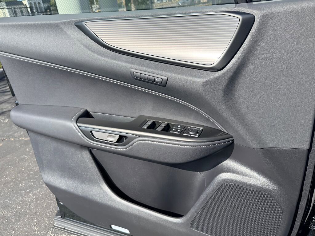 New 2026 Lexus NX 450h+ F Sport image 17