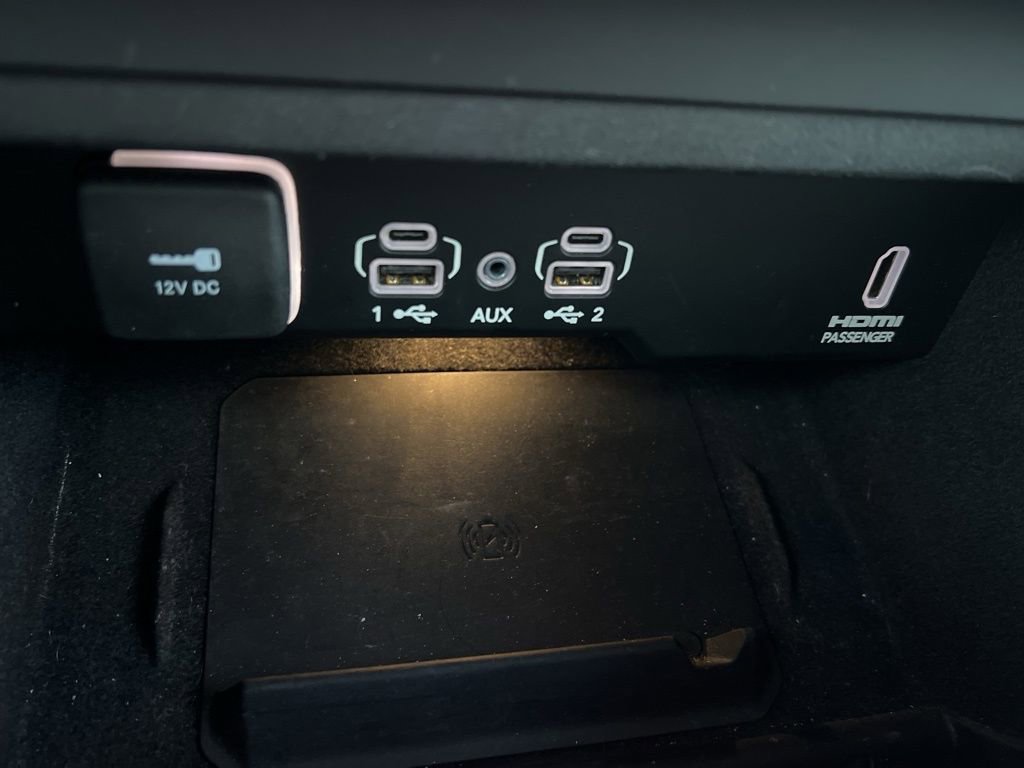 Used 2022 Jeep Grand Wagoneer Series III w/ Flexible Seating Group image 43