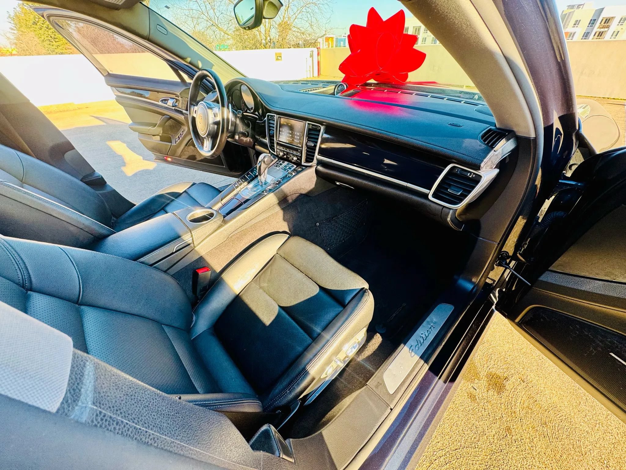 Used 2016 Porsche Panamera Edition RWD image 23
