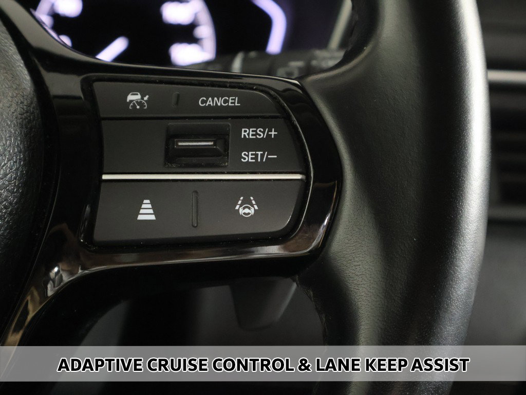 Used 2025 Honda Pilot EX-L image 3