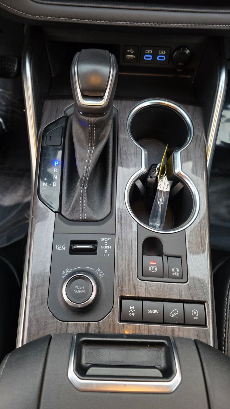 Used 2022 Toyota Highlander Limited image 18