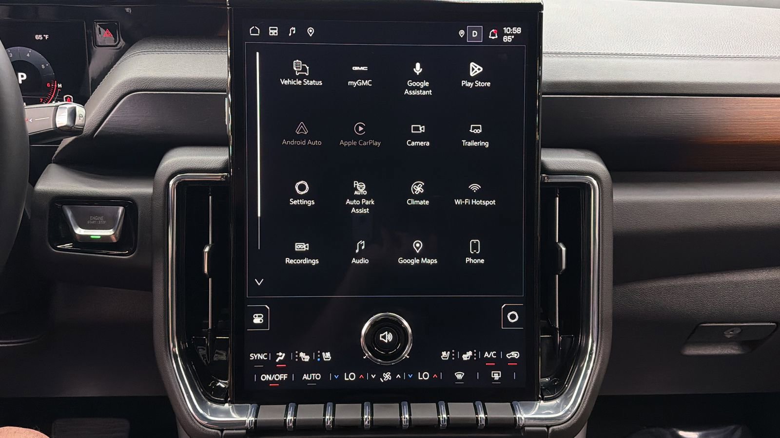 Used 2026 GMC Yukon Denali w/ Sun & Power Step Package AWD/4WD image 29