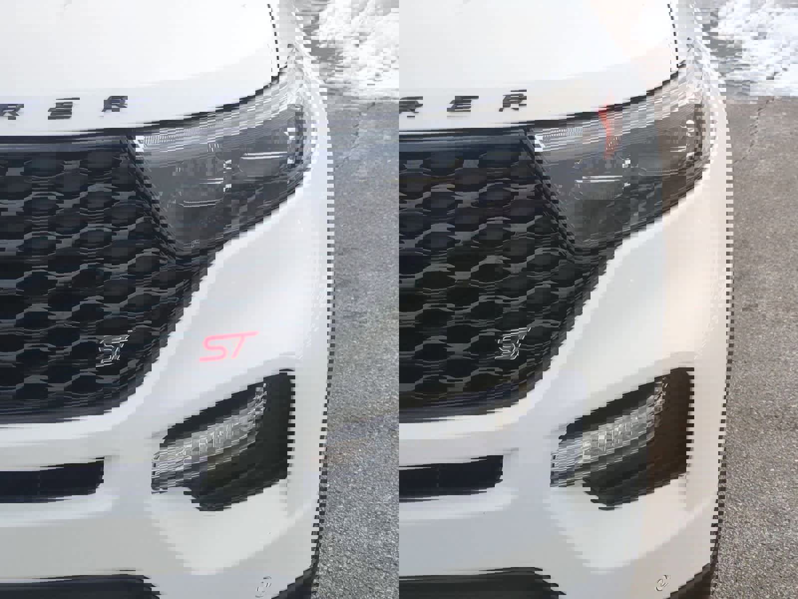 Used 2022 Ford Explorer ST w/ Equipment Group 401A image 11