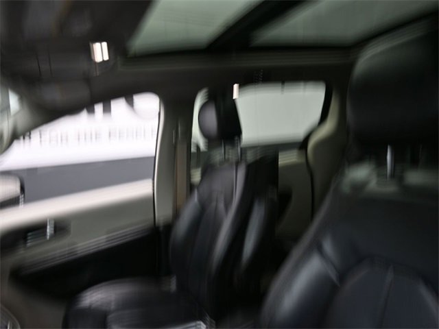 Used 2020 Chrysler Pacifica Touring-L Plus w/ Advanced Safetytec Group image 17