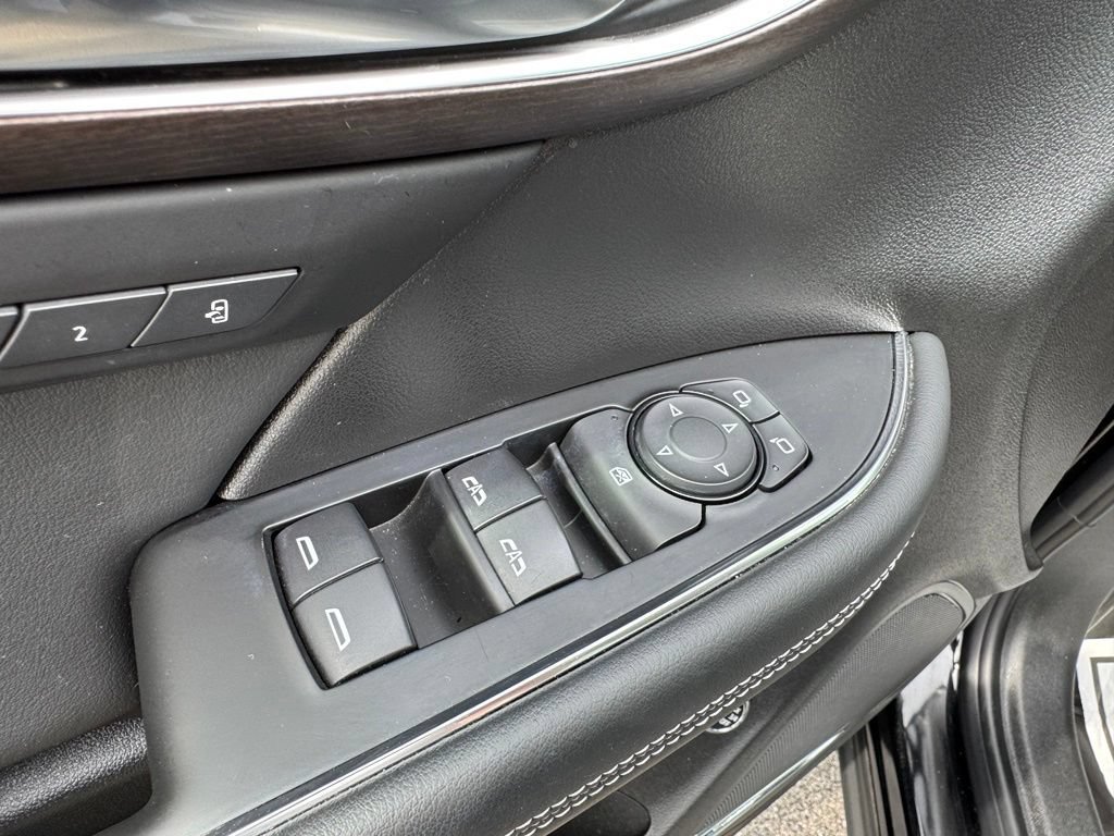 Certified 2023 Buick Envision Avenir AWD/4WD image 13