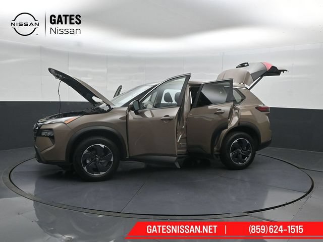Used 2025 Nissan Rogue SV AWD/4WD image 50